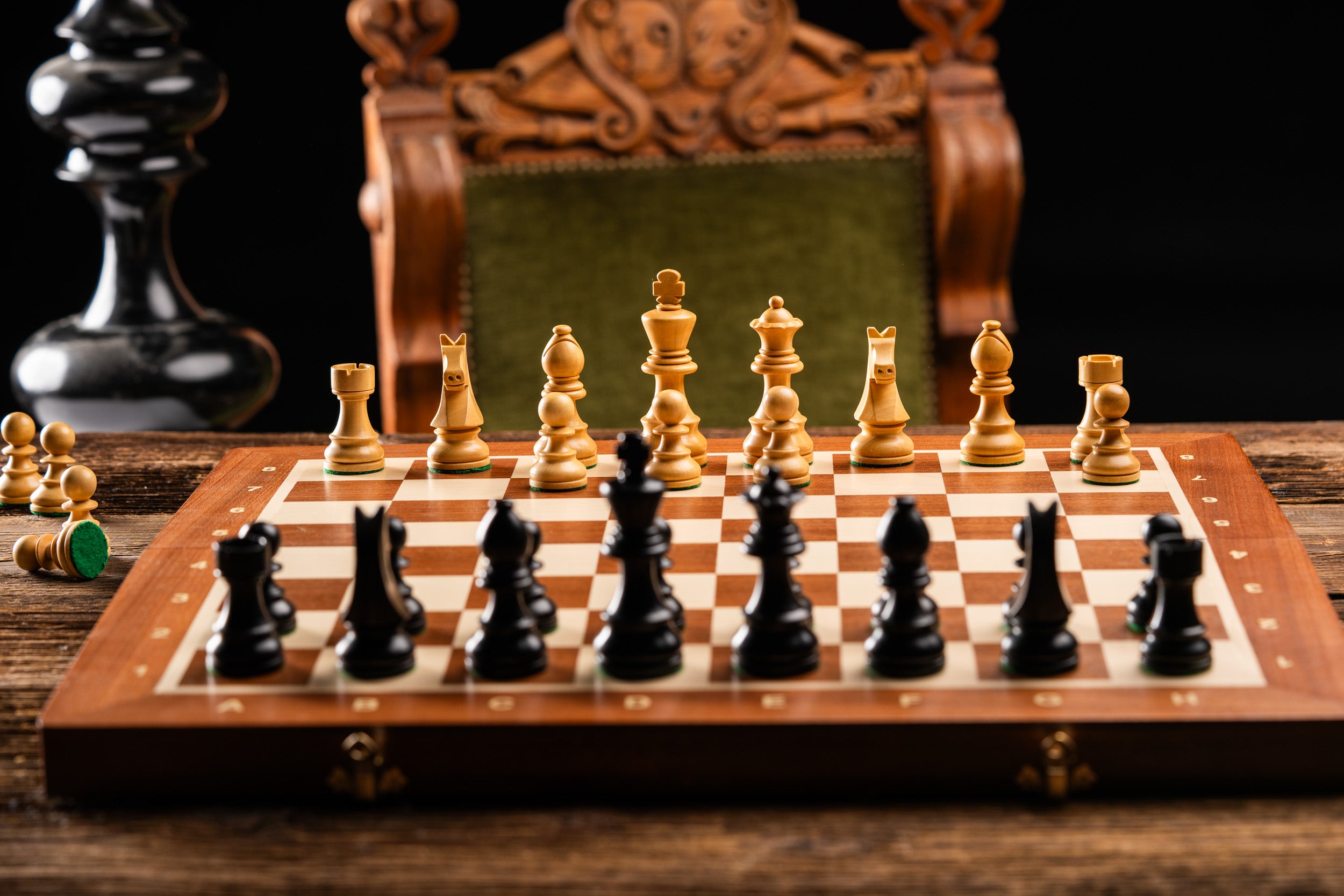 Deutsches Staunton-Turnierschach Nr. 5 (48x48cm) - c584a7a73bc9704054ec76d1e0385319