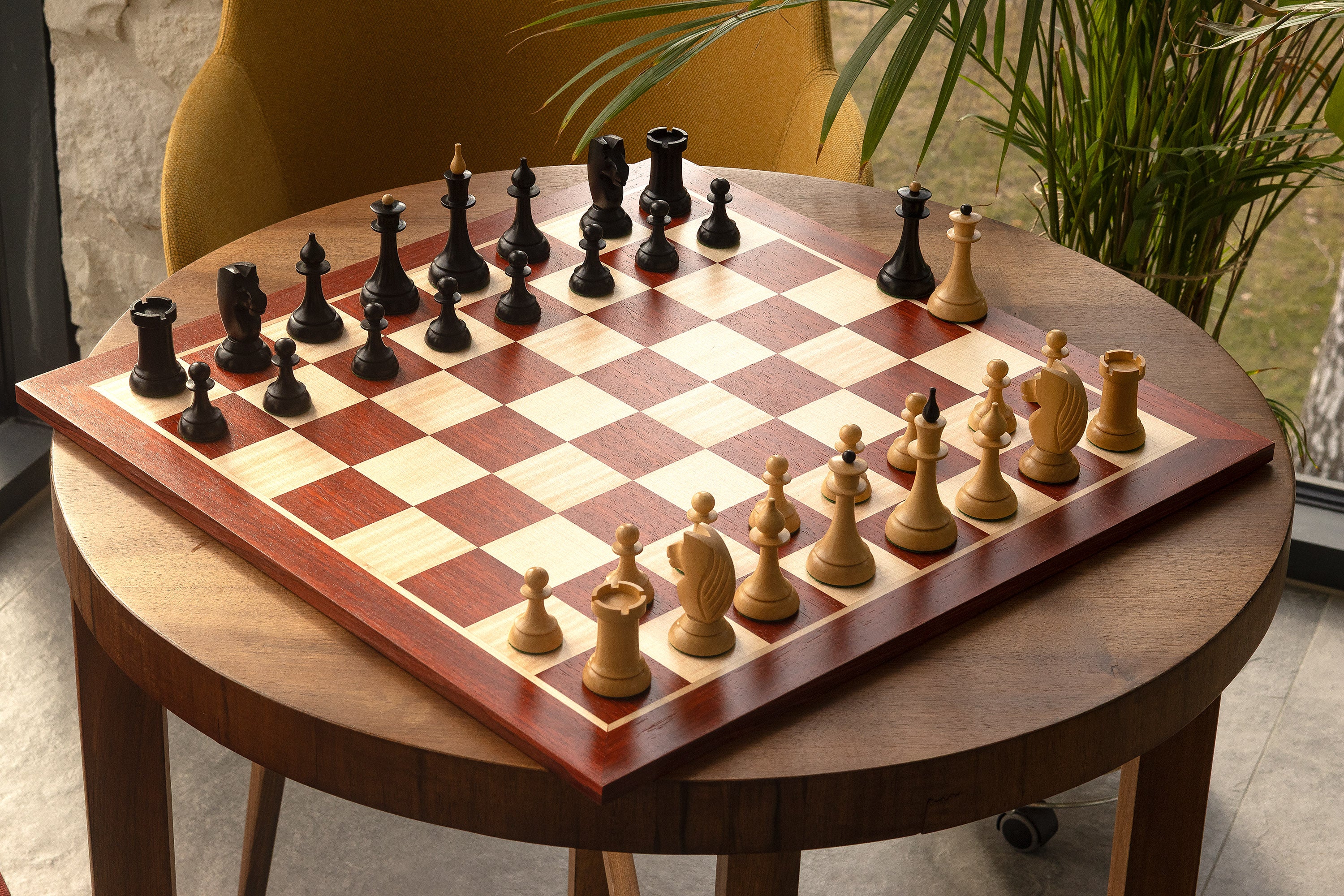 Chess pieces Queen's Gambit 1957 Boxwood/Ebonised '4 - Chess pieces Queen's Gambit 1957 Boxwood/Ebonised '4
