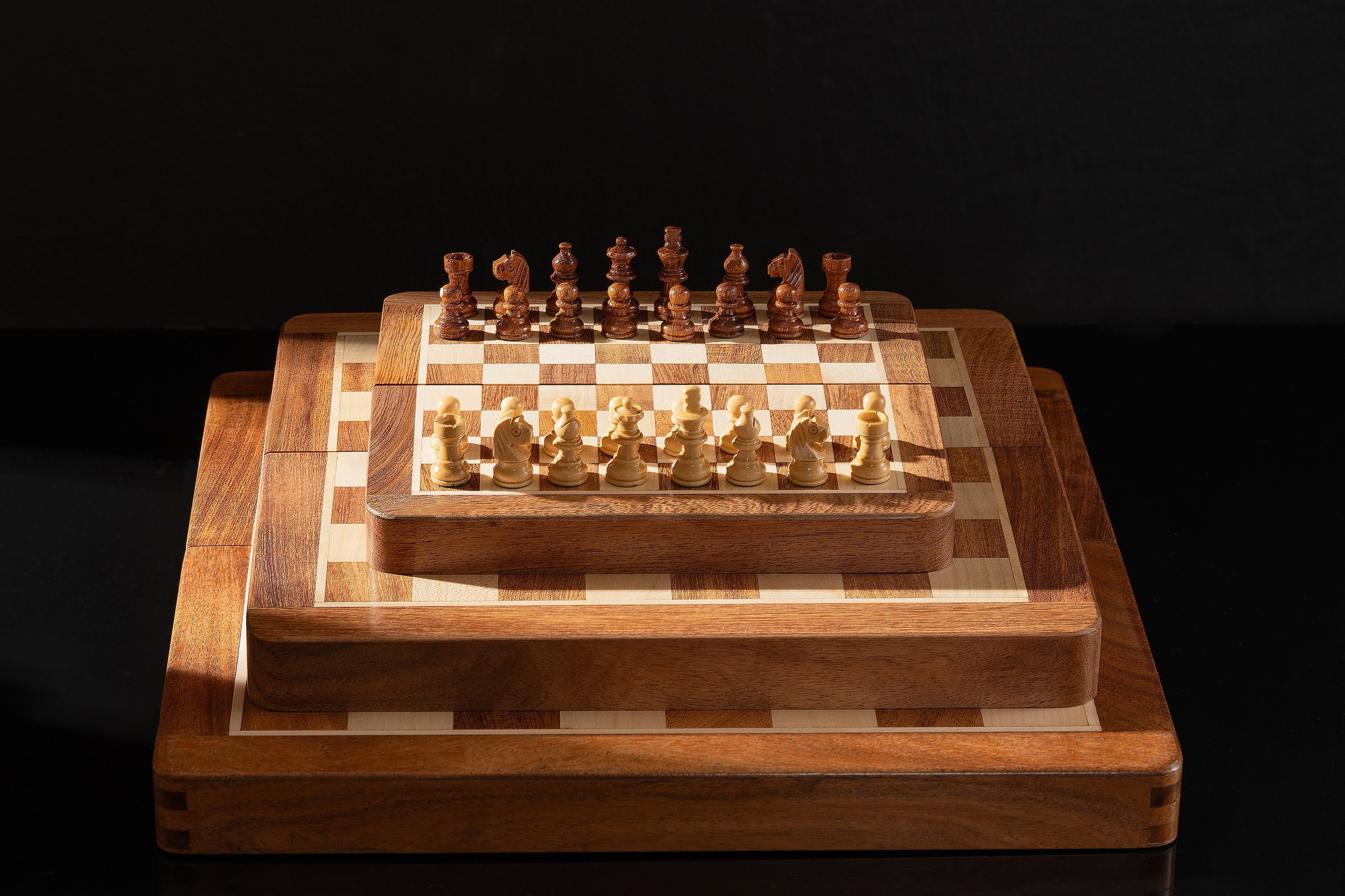 Wooden Magnetic Mini Chess Set with Inlaid Chessboard - Wooden Magnetic Mini Chess Set with Inlaid Chessboard
