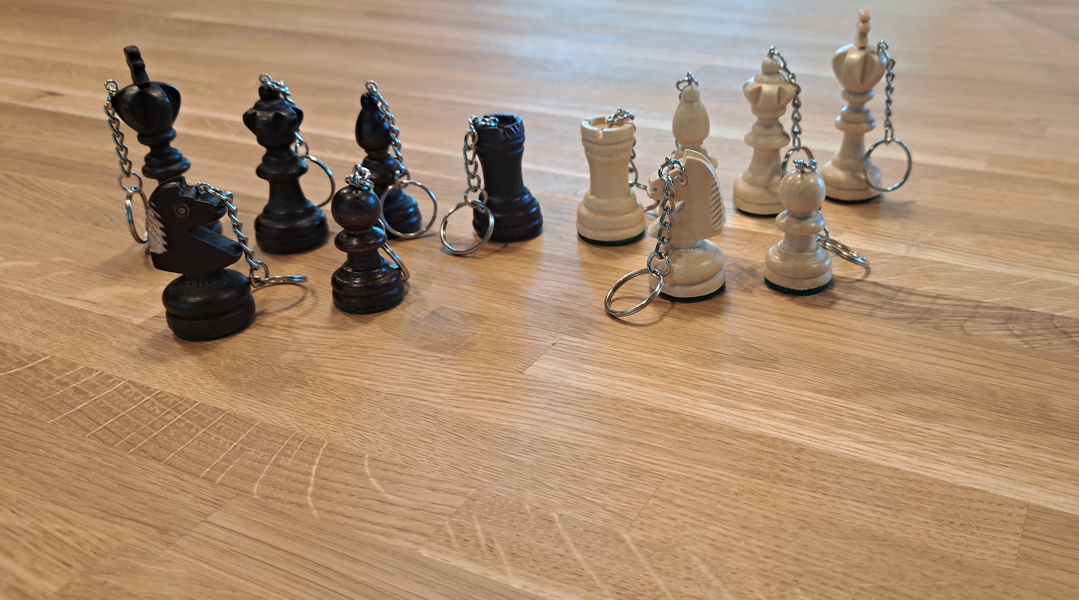 Schwarzer Lauflicht-Schlüsselanhänger - 8024fb9befc8e29e1059f3c850f37d13