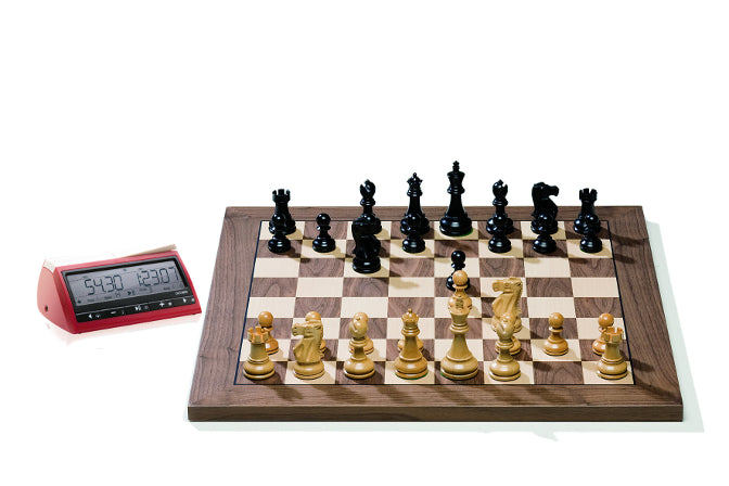 DGT USB elektronisches Schachbrett, Walnuss/Klon + Klassische Figuren - d262e28bef3ae21ba577ed84babc07d5