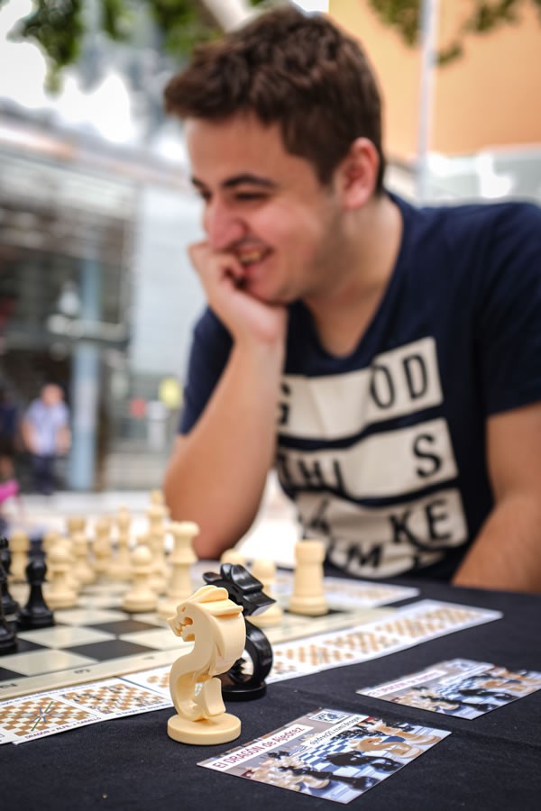 "Dragon" - Schacherweiterung - Satz mit zwei Figuren - 9a5b8166c4dfb4634a915aaaf3383ae2