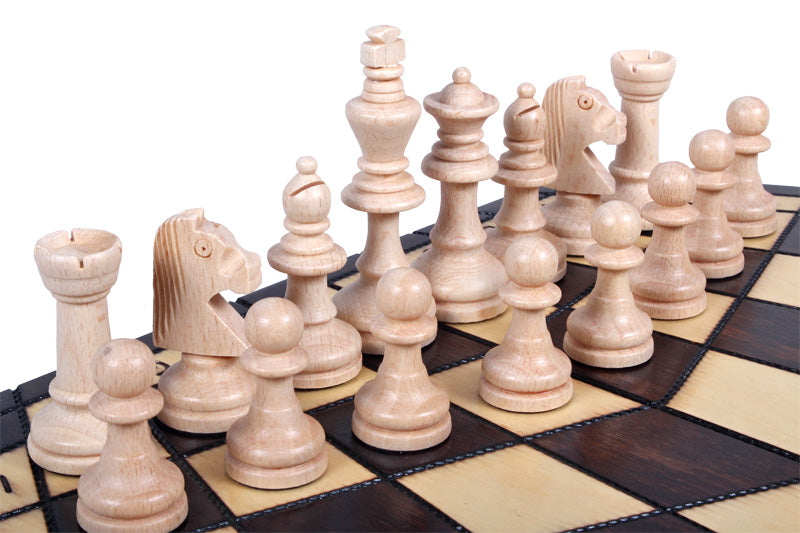 Schachset für drei Spieler - groß (54x47cm) - Schachset für drei Spieler - groß (54x47cm)