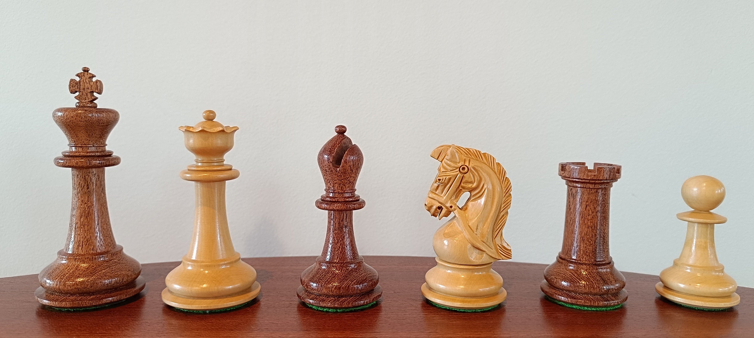 Sultan 3,75 Zoll Akazie/Steckdorn Schachfiguren - 3894004b20b43b9babb826089cf582b9