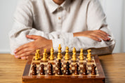 Wooden Magnetic Chess set with 30 cm inlaid chessboard