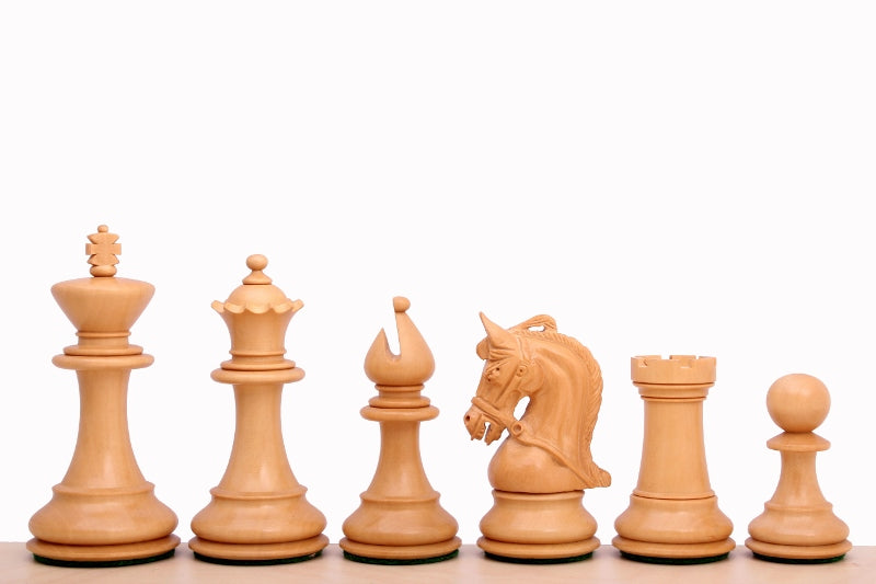 Korinthische 4'' Schachfiguren aus Ebenholz - Korinthische 4'' Schachfiguren aus Ebenholz