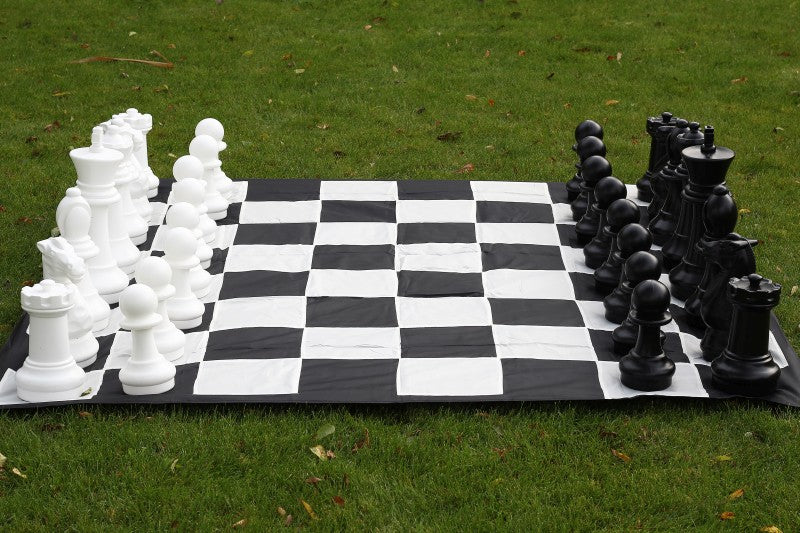 Middle size garden chess set - pieces + nylon chessboard - Middle size garden chess set - pieces + nylon chessboard