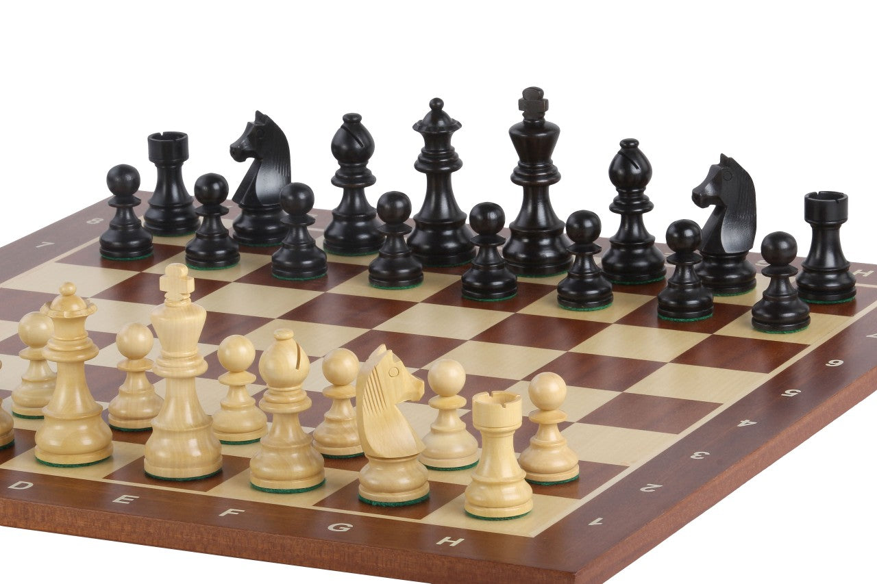 Juego de ajedrez intemporal - tablero (casilla 50 mm), piezas (rey 90 mm) - Juego de ajedrez intemporal - tablero (casilla 50 mm), piezas (rey 90 mm)