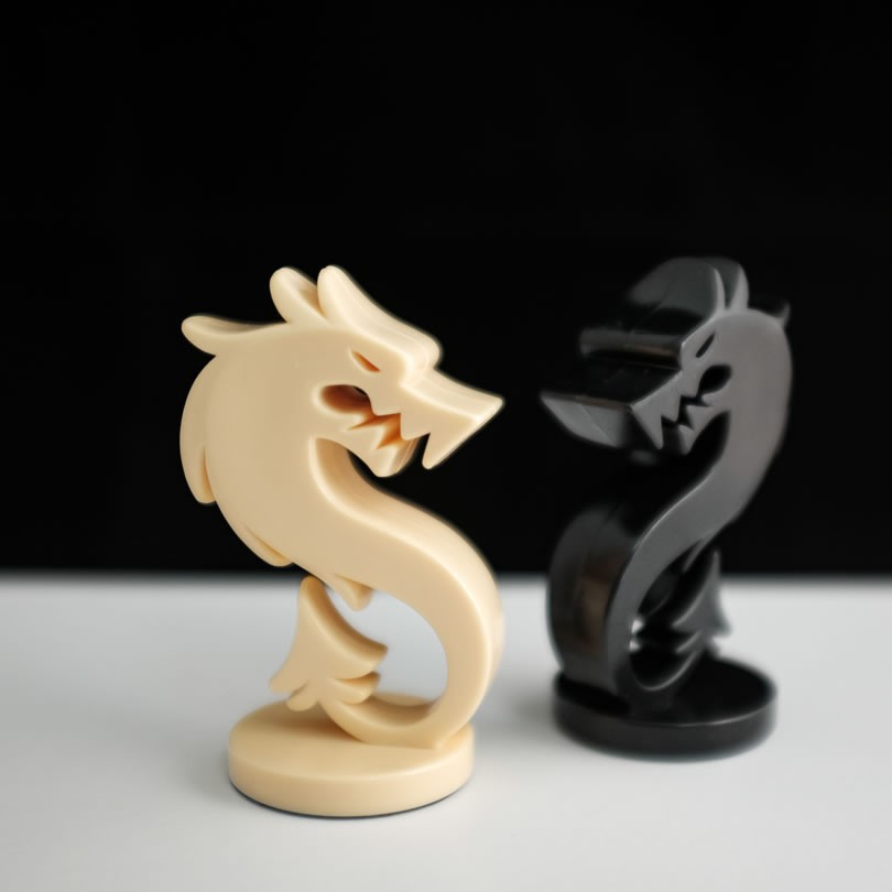 "Dragon" - Schacherweiterung - Satz mit zwei Figuren - "Dragon" - Schacherweiterung - Satz mit zwei Figuren