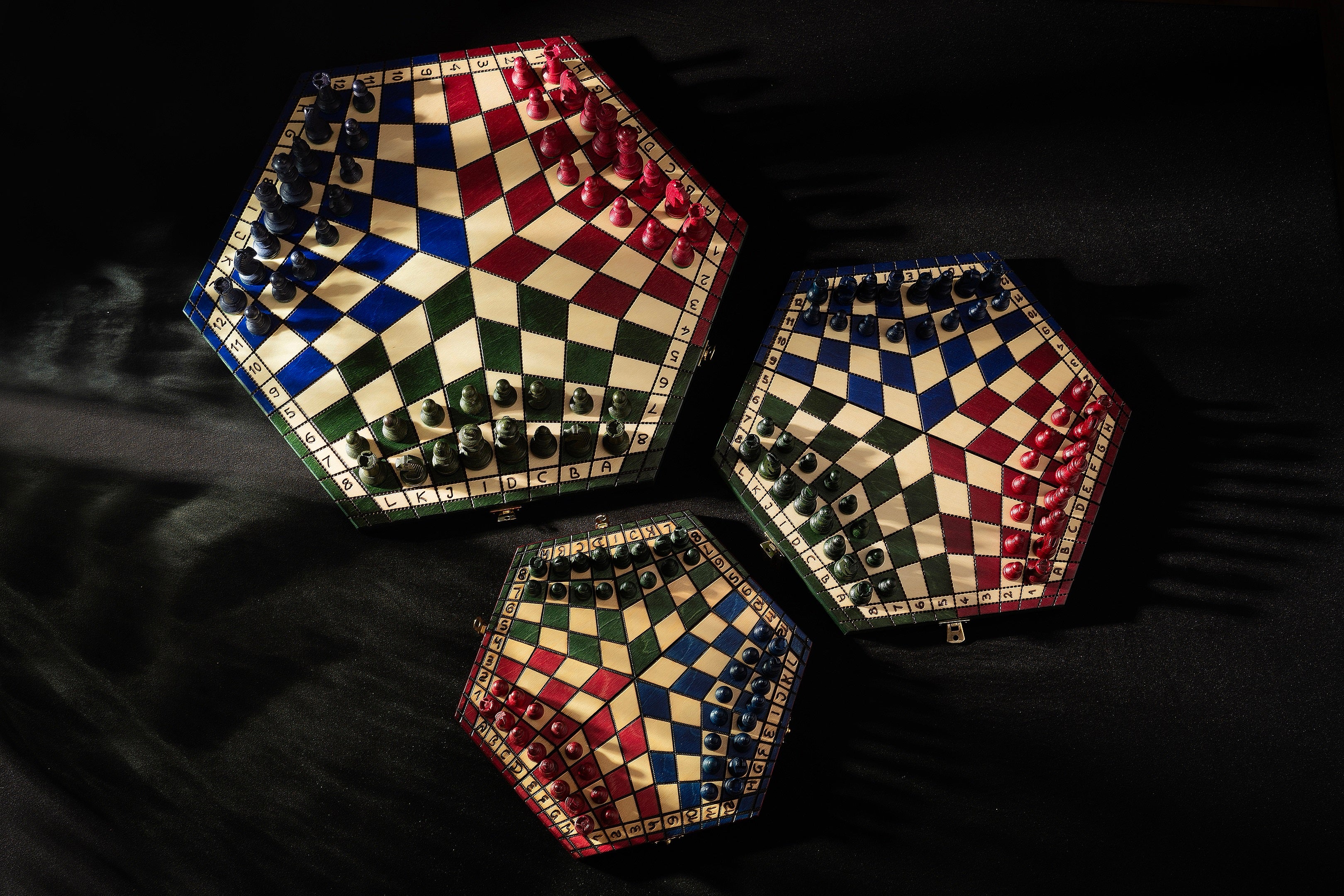 Drei-Spieler-Schach - mittel (Trikolore) - Drei-Spieler-Schach - mittel (Trikolore)
