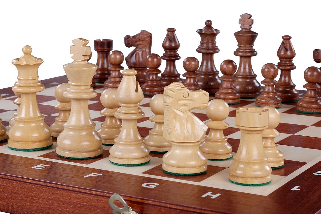 French Staunton Gold Tournament Chess No. 5 - French Staunton Gold Tournament Chess No. 5